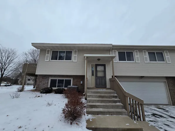 11836 Vintage St NW, Coon Rapids, MN 55433
