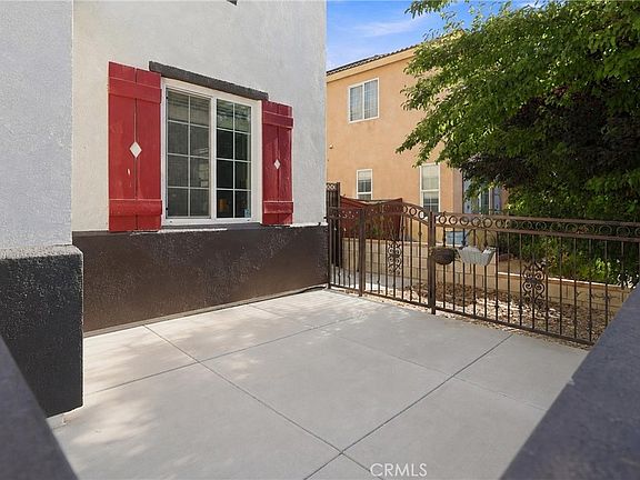 2nd image of 11778 Dos Palmas Rd