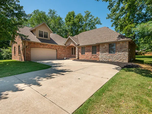 3627 S Sulgrove Avenue, Springfield, MO 65804
