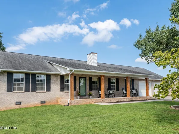 409 Hiddenbrook Ln, Maryville, TN 37804