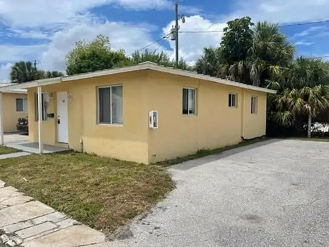 400 Metcalf Ct — Photo 4