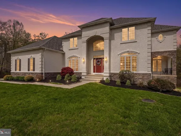 11 Lange Ct, Mullica Hill, NJ 08062