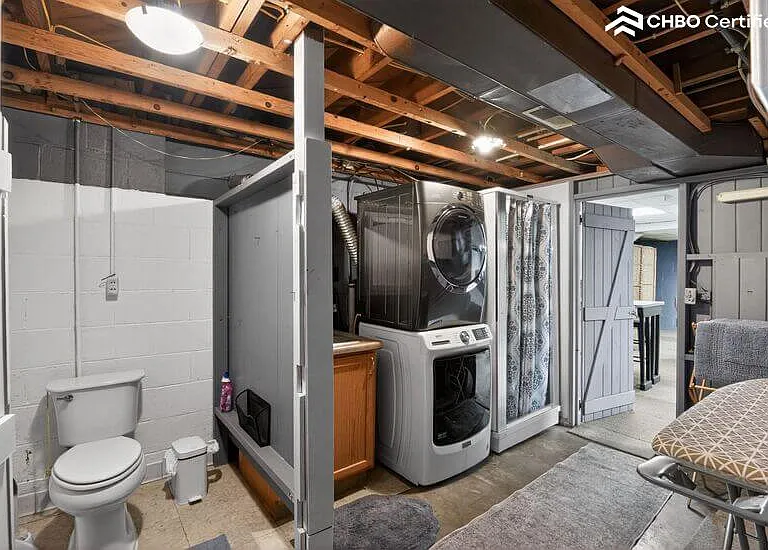 Laundry & 1/2 bath