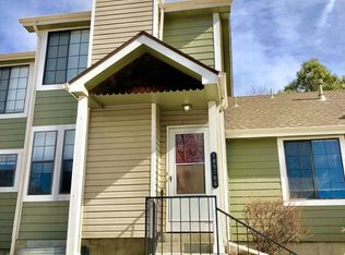 18578 E Whitaker Cir UNIT B, Aurora, CO 80015