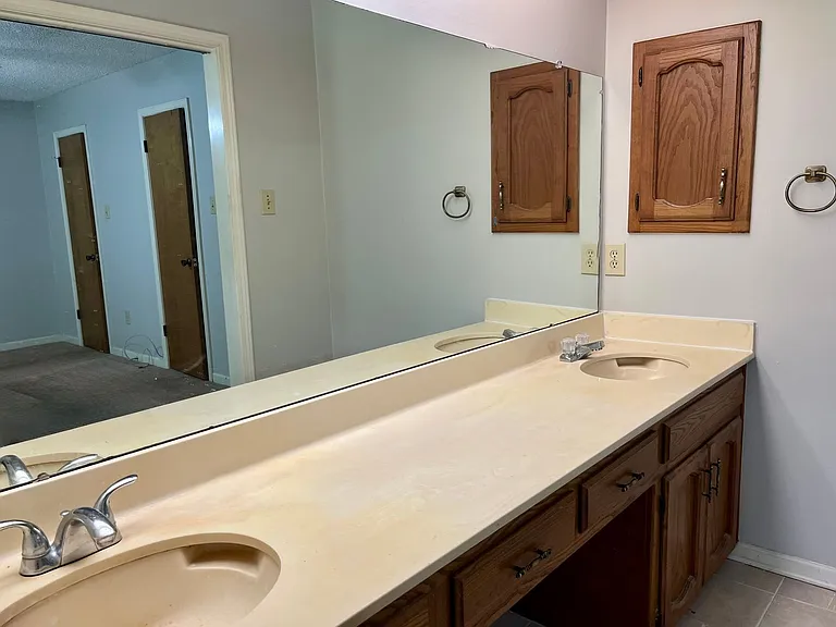 5113 Sandy Ridge Dr — Photo 14