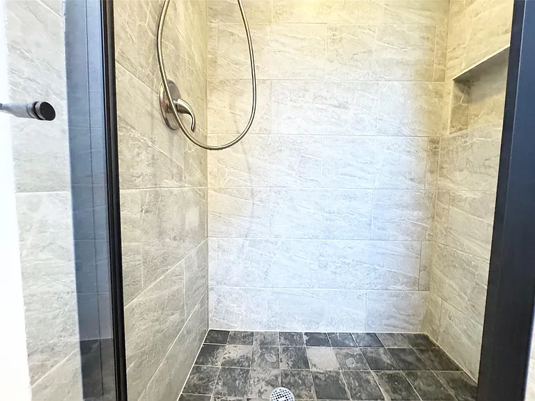 4510 Colony Hills Dr — Photo 18