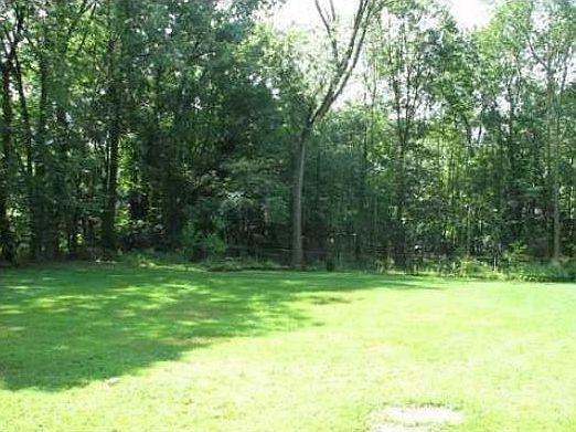 3rd image of 13894 Woodsedge Ct NW