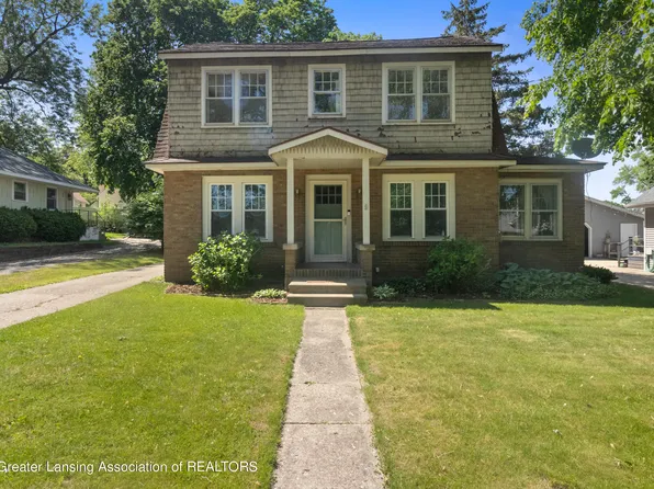 210 E Oak Grove Ave, Parchment, MI 49004