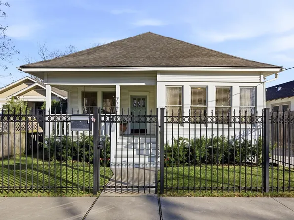 727 E 25th St, Houston, TX 77008