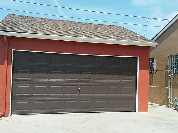 5th image of 4615 Live Oak St
