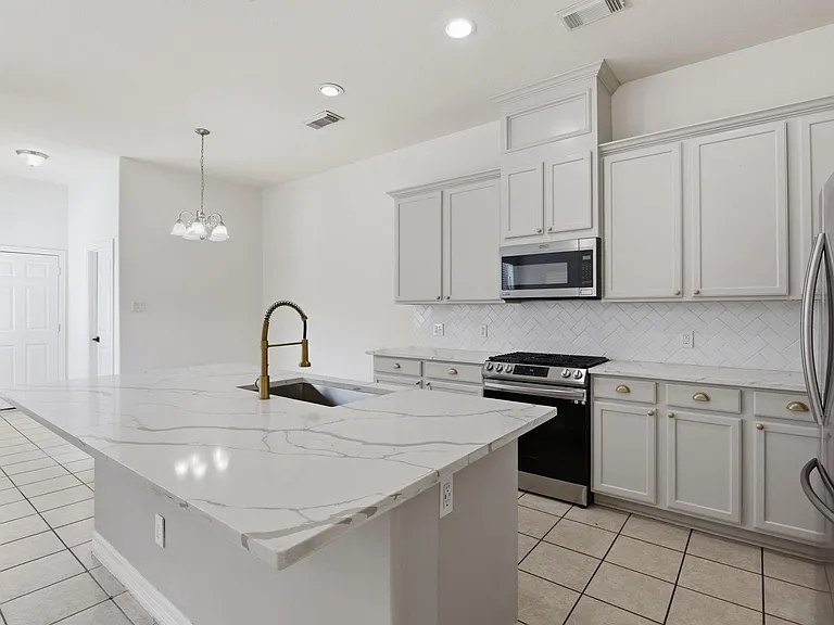 16023 Powder Springs Ln — Photo 21