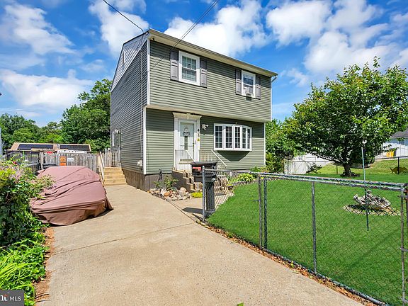 4th image of 406 Velde Ave