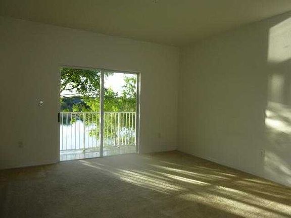 A160JFF_MASTER BEDROOM
