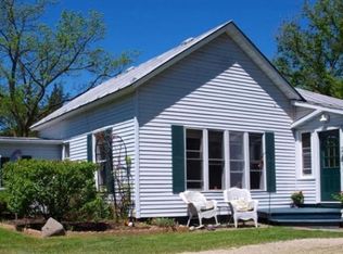 727 Chatham St, Lowell, MI 49331