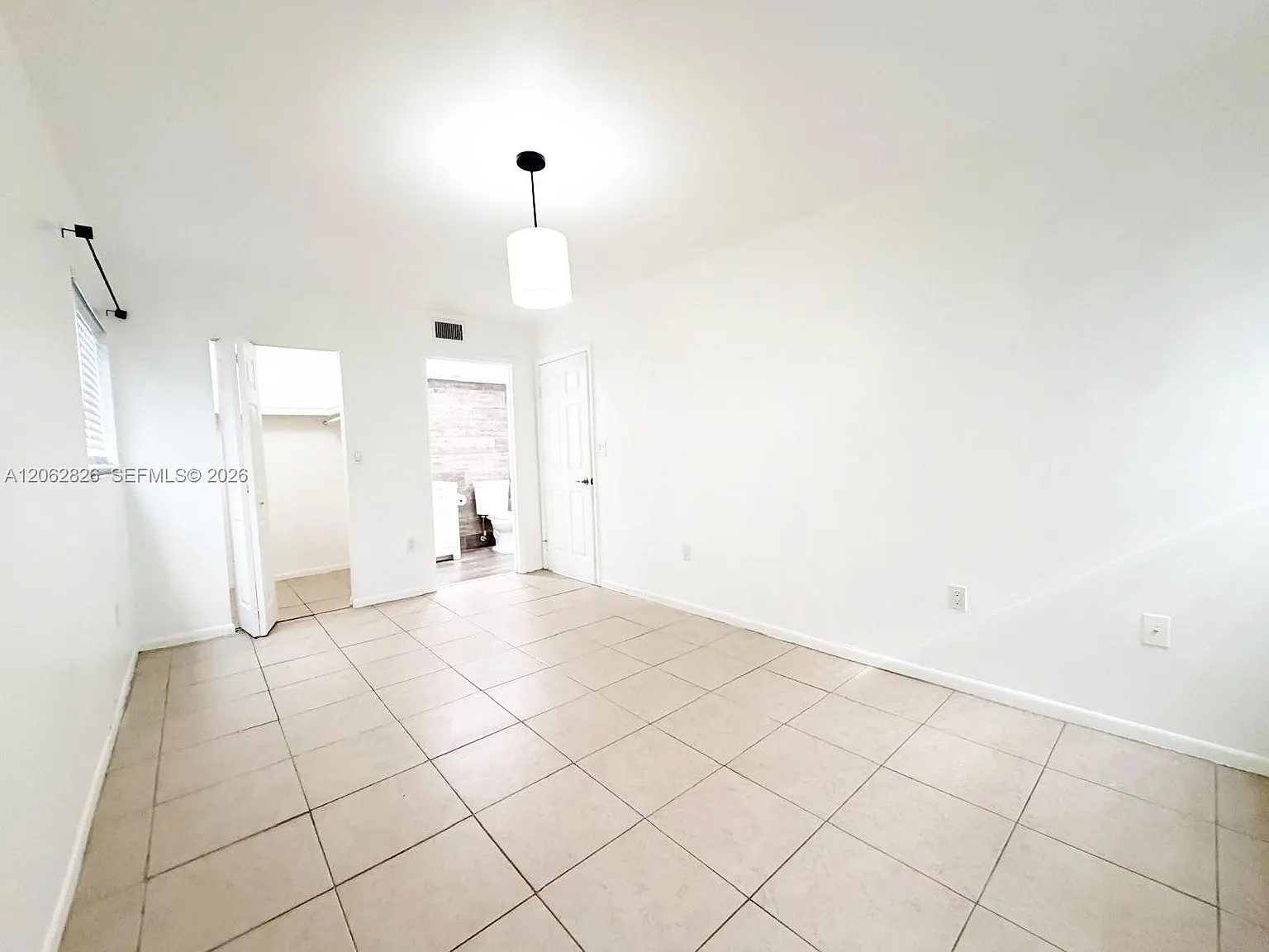 Carmel Lakes Condo No 7 — Photo 4
