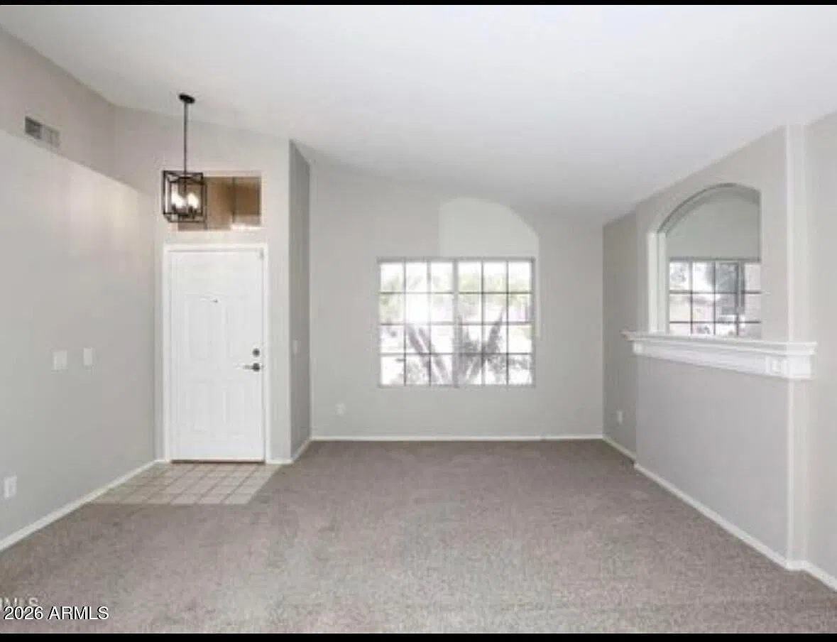 3 bed, $2,200 — Photo 2
