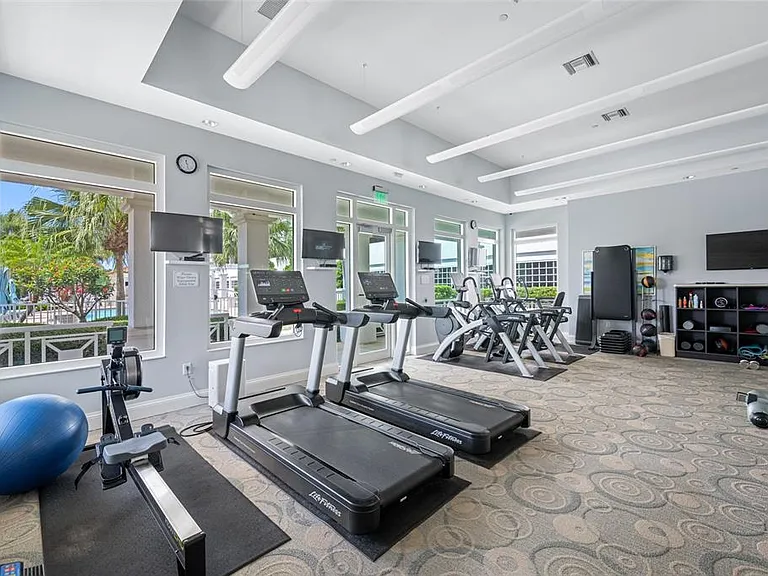 1325 Snell Isle Blvd NE #810 — Photo 31