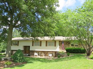 1109 Saint Theresa Ln, Dardenne Prairie, MO 63368
