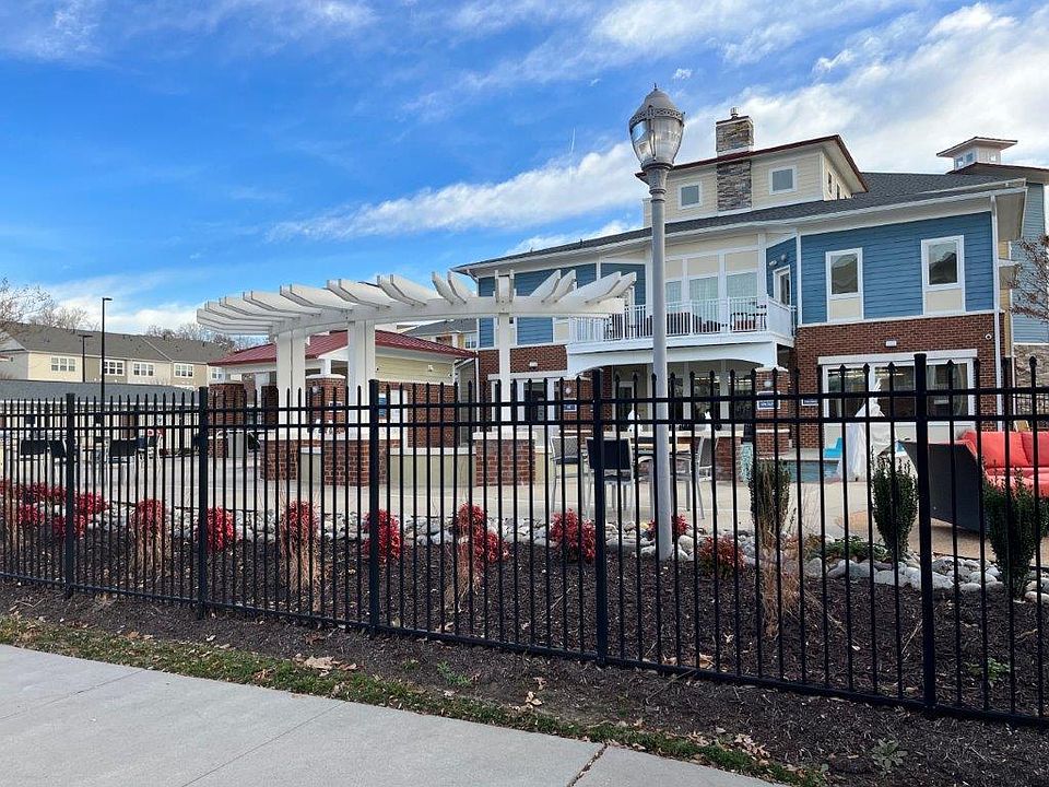 2nd image of 3950 Battery Blvd #326
