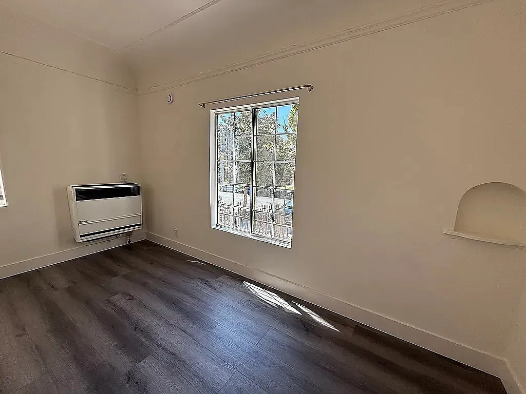 2 bed, 1100 sqft, $2,750 — Photo 4