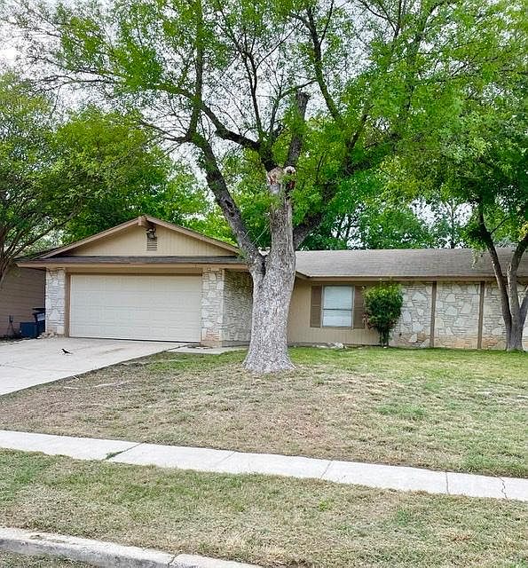 1st image of 9603 Bear Creek Dr