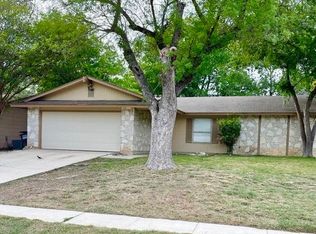 9603 Bear Creek Dr, San Antonio, TX 78245