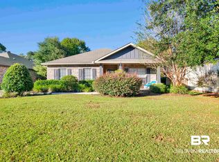 385 Scarlett Ave, Fairhope, AL 36532