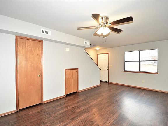 3rd image of 250 N Madison St APT A