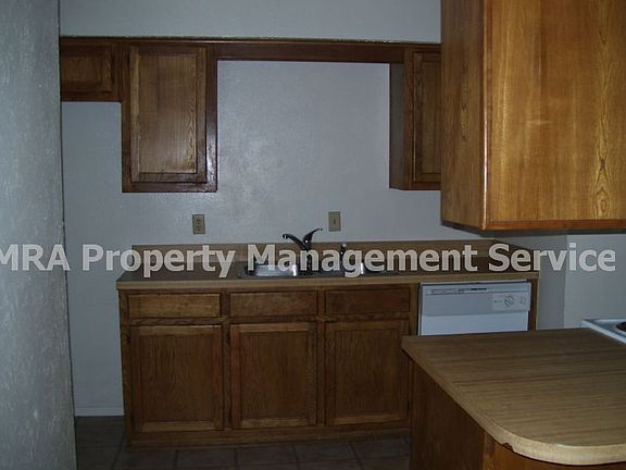 3rd image of 3417 Jewell Dr