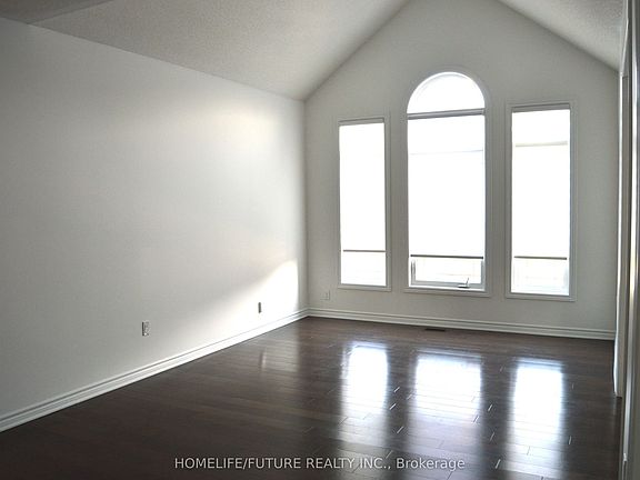 3rd image of 28 McCaskell St