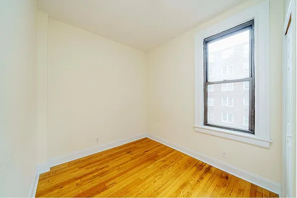 Rented by Douglas Elliman | media 13