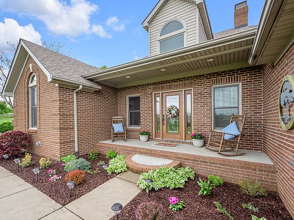 3rd image of 2308 Rocky Hills Ln