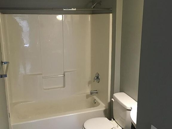 5th image of 6033 Horton Pl