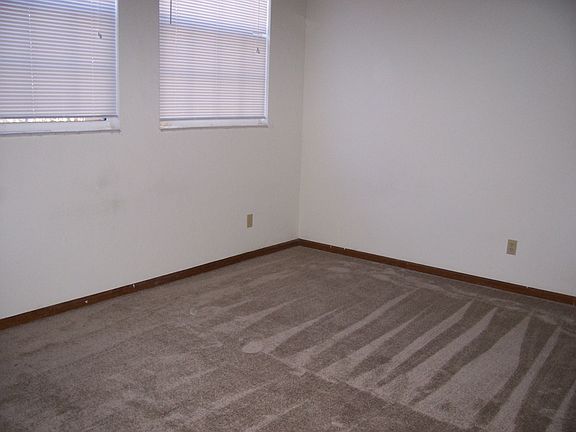 5th image of 201 W 3rd Ave APT 10