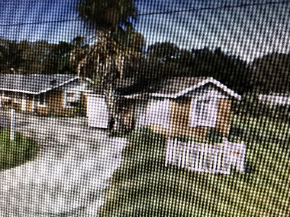 1st image of 4711 Us Highway 41 N Unit 6