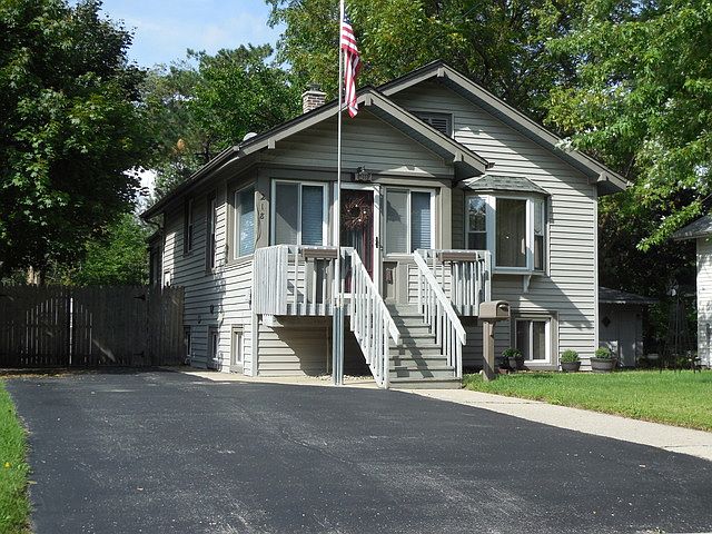 1st image of 218 E Kenilworth Ave