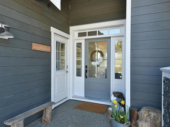 605 Woodland Ave, Sunshine Coast, BC V0N 1V1