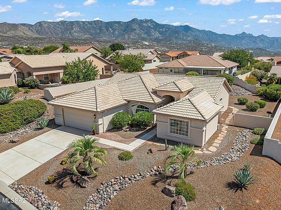 2nd image of 65815 E Desert Sands Dr