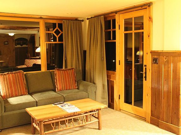 4th image of 7 Whiteface Inn Ln Unit 327