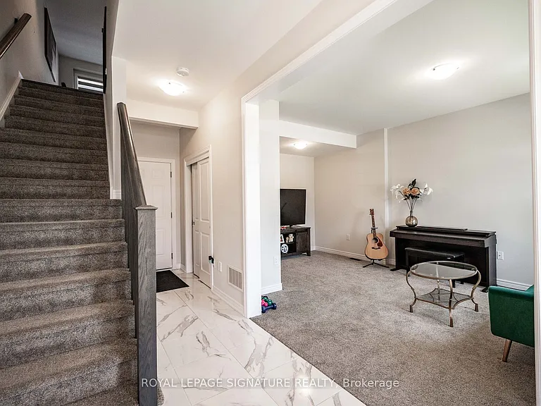 153 Hibiscus Ln — Photo 4