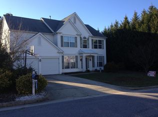 102 Blue Boar Ct, Cary, NC 27519