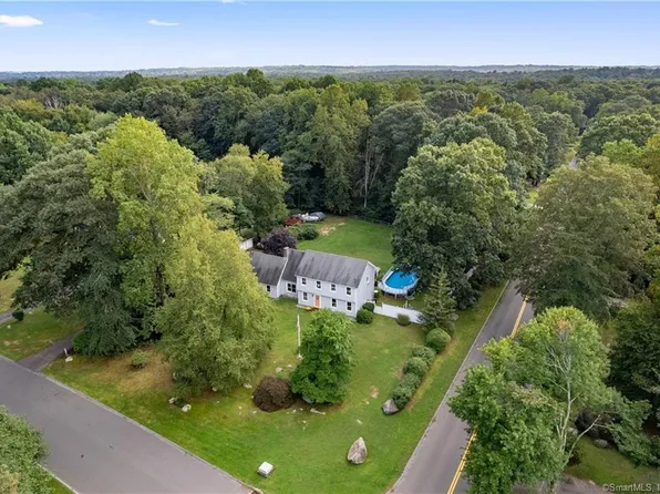2 Pepperbush Drive, Clinton, CT 06413