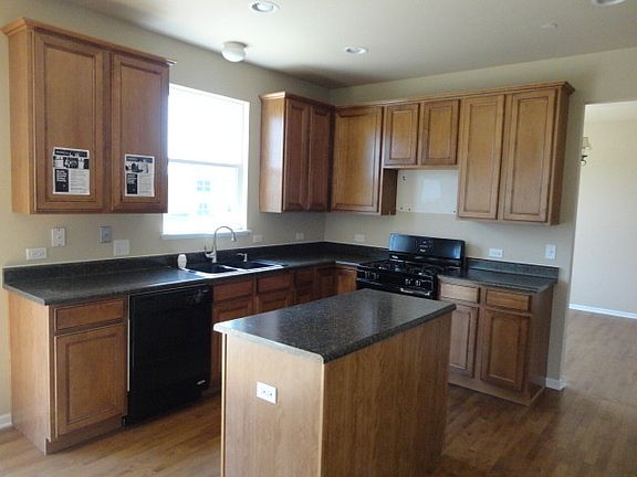 5th image of 6005 Irene Dr