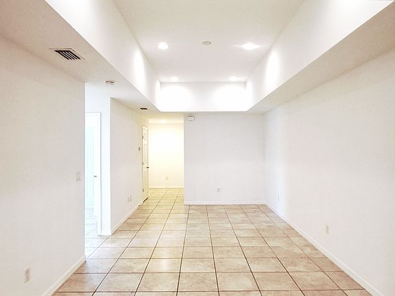 4th image of 175B Plain View Dr #B
