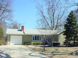 5837 Dunham Rd, Downers Grove, IL 60516