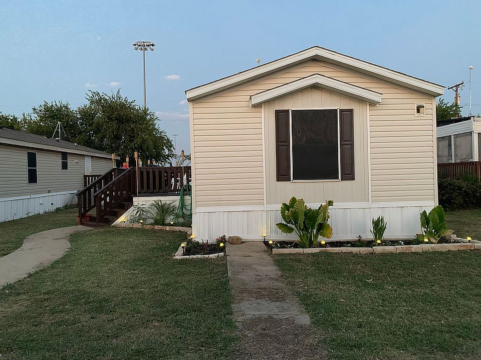 1st image of 11732 Savory Dr