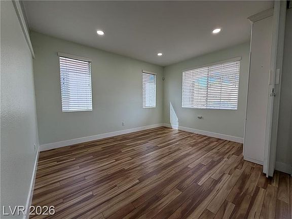 5th image of 3207 Cambridge Hollows Ct