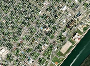 1300 W 6th St, Port Arthur, TX 77640