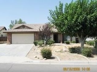 13632 Cedar St, Hesperia, CA 92344