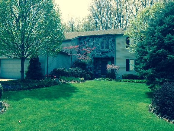 2nd image of 86 Hickory Hollow Dr